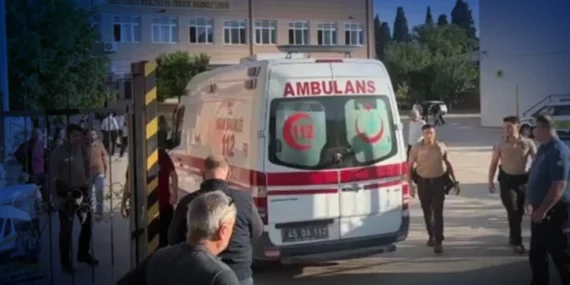 Manisa – Lise önünde silahlı saldırı: 8 kişi yaralandı