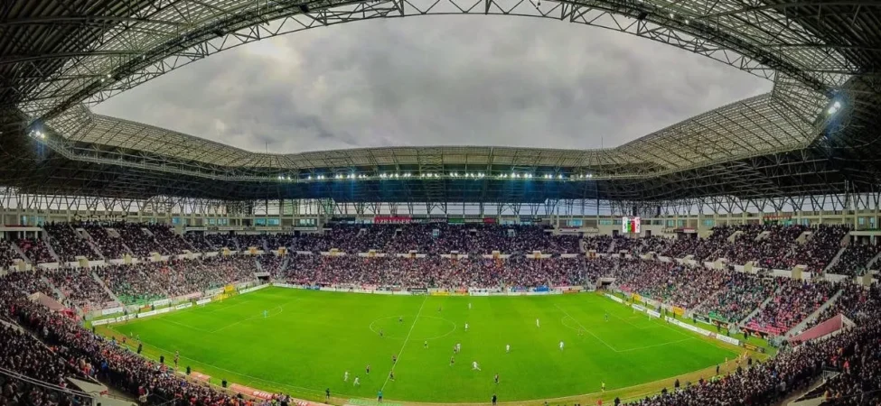 amedspoe stad seyirci