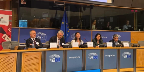 AP’deki Kürt Konferansının sonuç bildirgesinde 20 talep