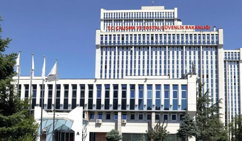 calisma-ve-sosyal-guvenlik-bakanligi-2115845