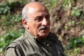 duran-kalkan-kurtler-kimsenin-askeri-degildir-hegemonya-savasina-karsiyiz