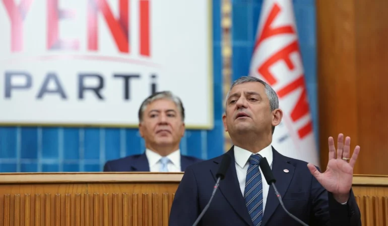 özgür özel yeni parti grup2
