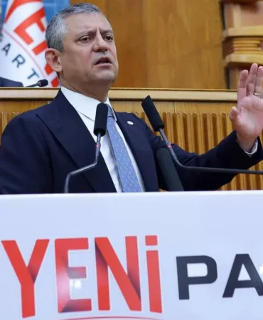 özgür zöel yeni parti grup