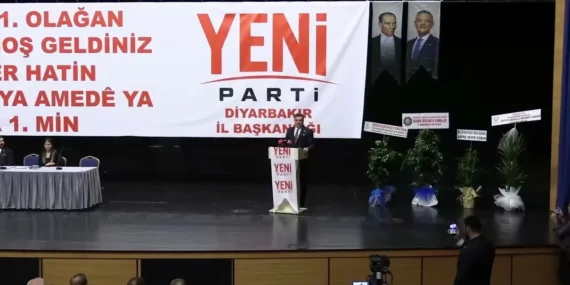 YENİ Parti’den açılım… Kürtçe pankartlı kongre: Barış ve kayyum mesajı!