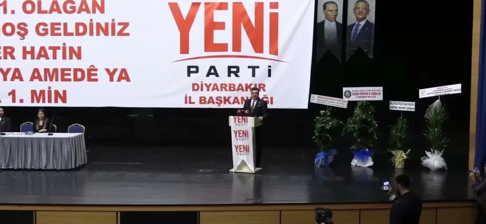 yeni-parti-sozcusu-emre-diyarbakir-kongresind-20358834_sd